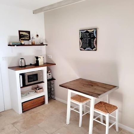 La Maison Blanche Intra-Muros Free Parking Aigues-Mortes Ngoại thất bức ảnh