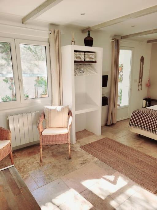 La Maison Blanche Intra-Muros Free Parking Aigues-Mortes Ngoại thất bức ảnh